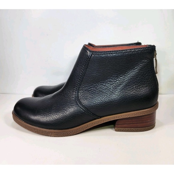 Dansko Becki Black Leather Ankle Boots Womens 39 EUR 8.5-9 US Wood Heel EUC - Picture 4 of 12